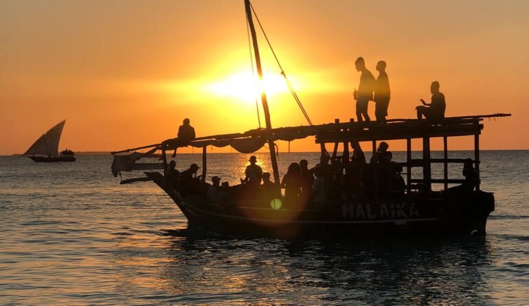 Updated-Sunset-Dhow-Cruise-Thumbnail-min