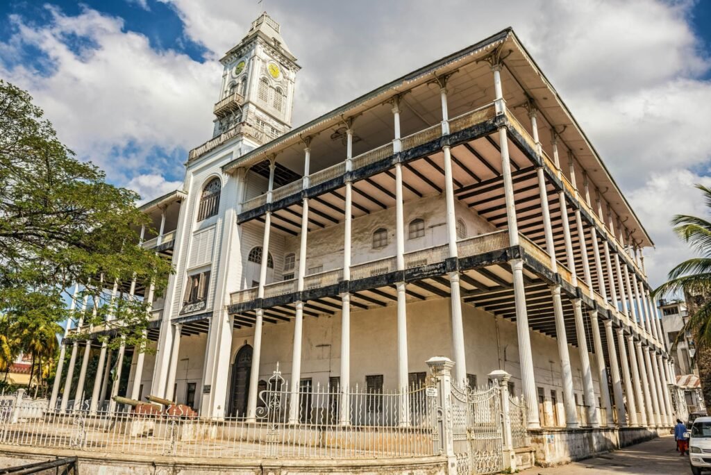 House of Wonders – Stone Town Zanzibar - LITTLE LION TOURS AND SAFARIS House of Wonders in Stone Town Zanzibar