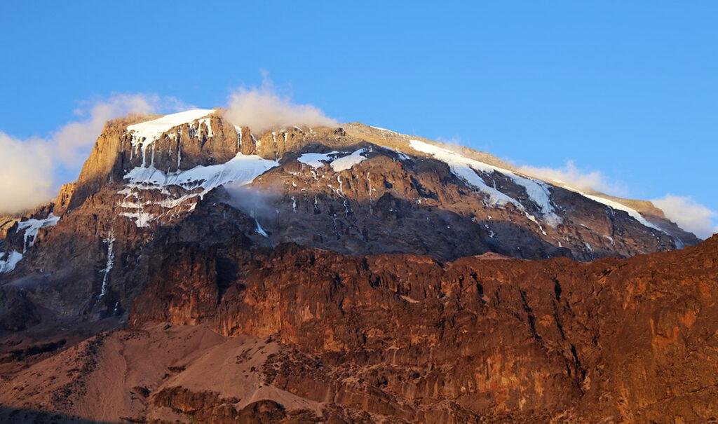 machame-route-6-days-kilimanjaro-thumb-1024x605 - LITTLE LION TOURS AND SAFARIS